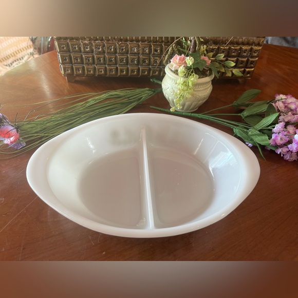 VTG Glasbake Green Daisy Milkglass Divided Oval Serving Baking Dish J2352 - Picture 3 of 7